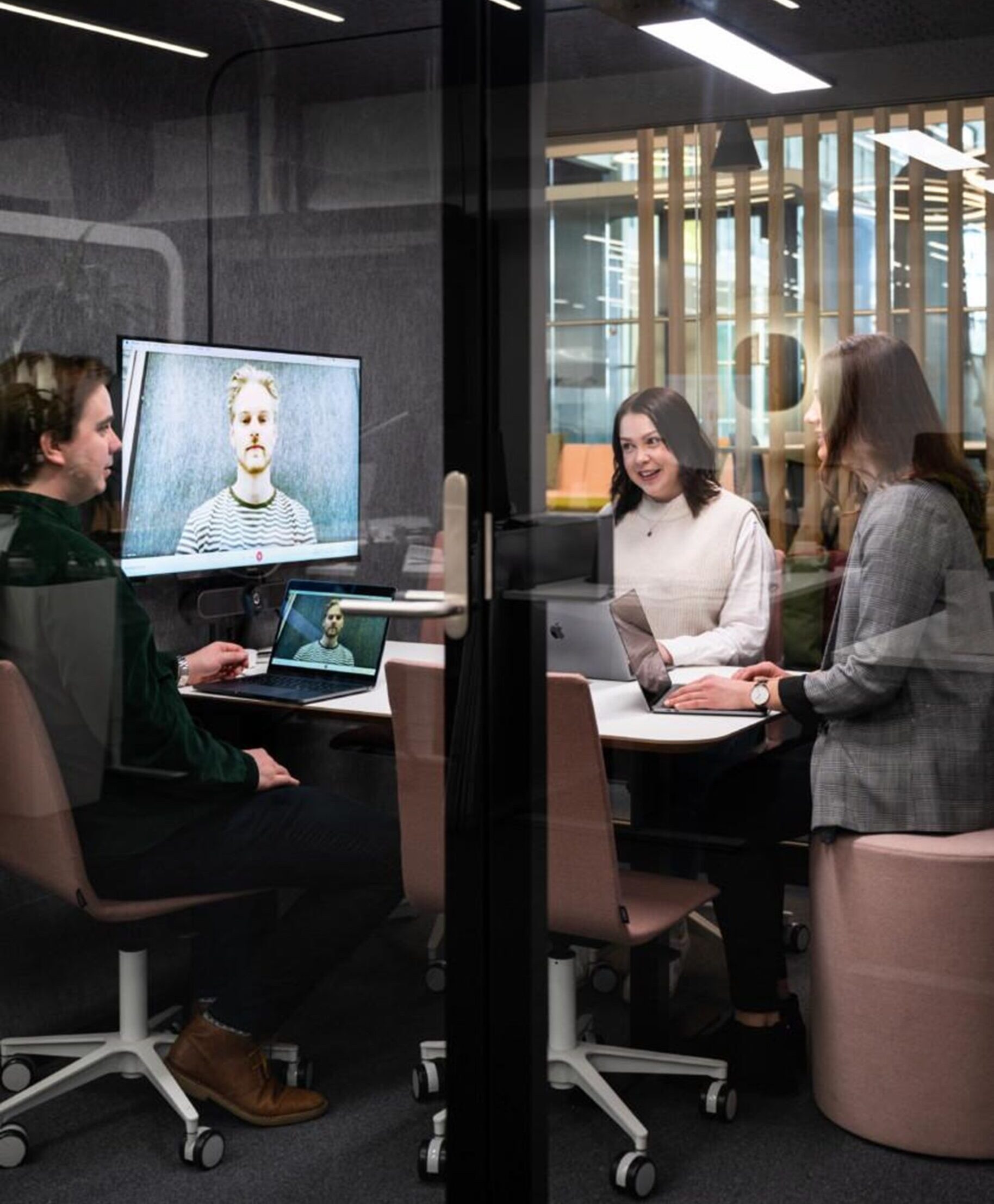 Framery Video Conferencing