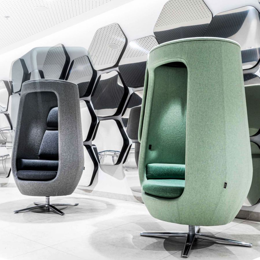 a11-privacy-chair